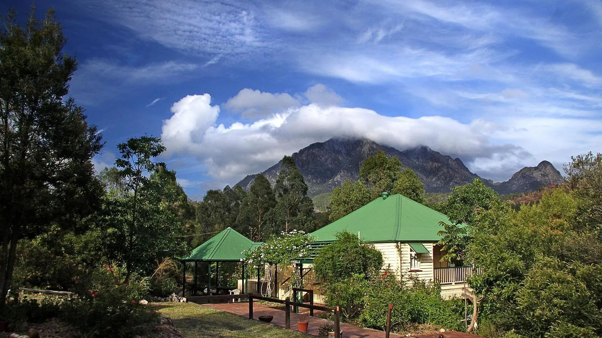 Mt Barney Lodge Mount Barney