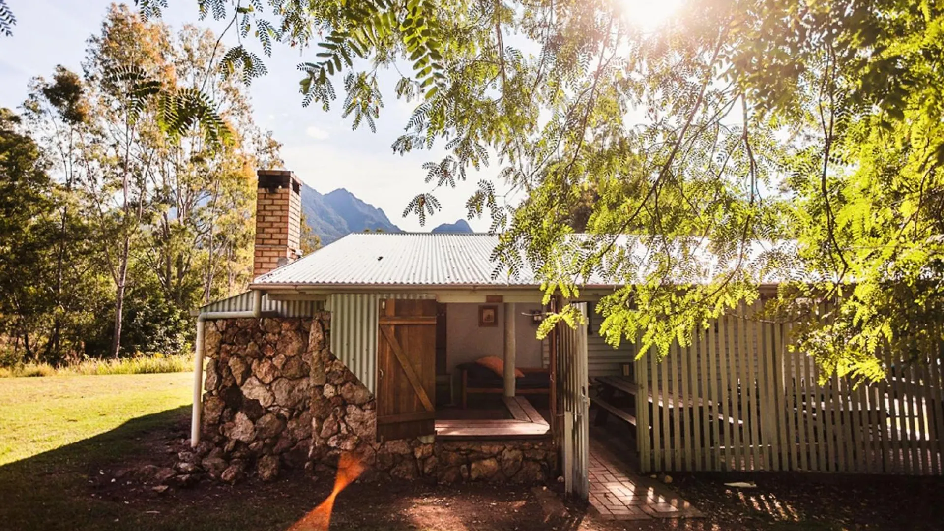 Mt Barney Lodge Mount Barney